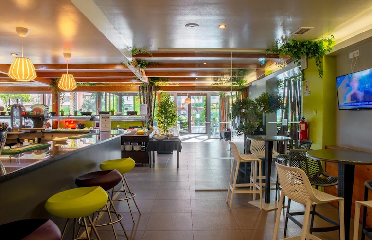 Restaurants - 3