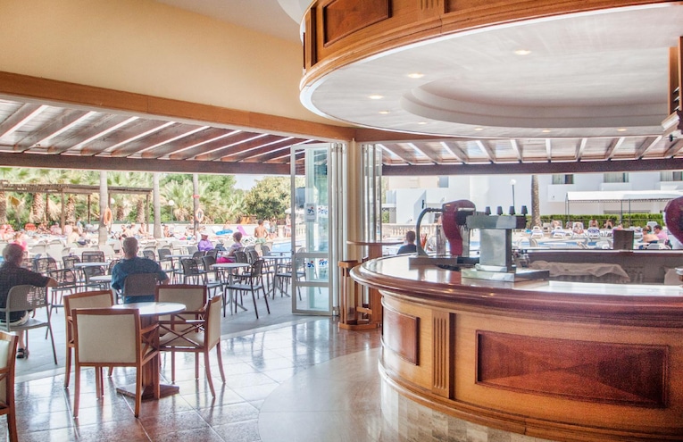 Restaurants - 4