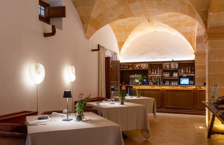 Restaurants - 4