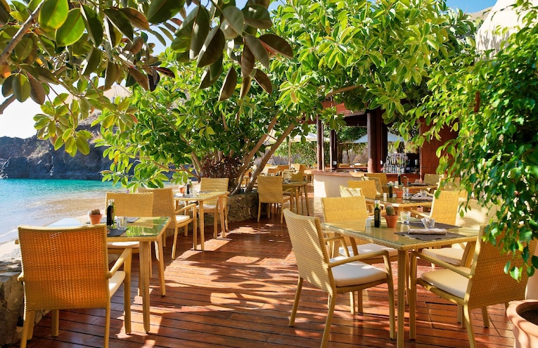 Restaurants - 4