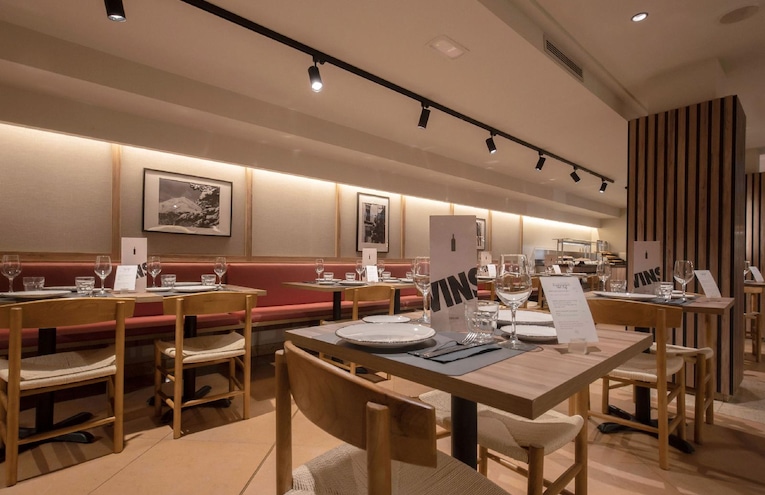 Restaurants - 7
