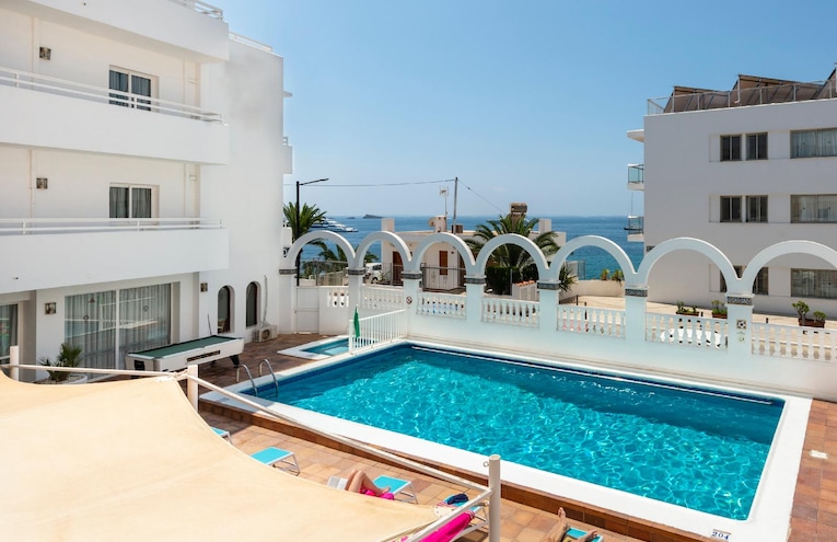 Piscines - 1
