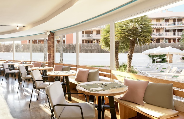 Restaurants - 1