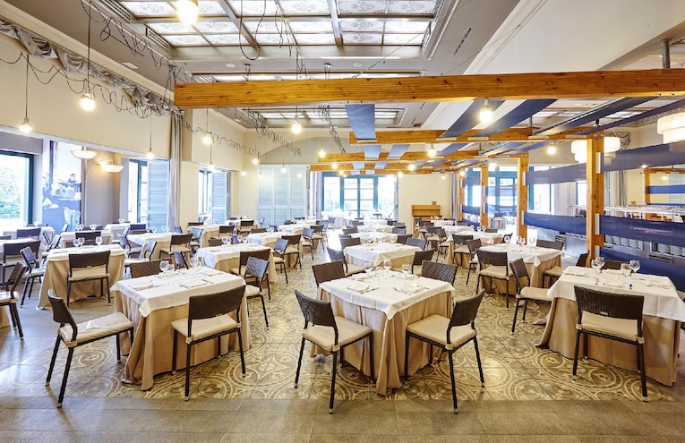 Restaurants - 7