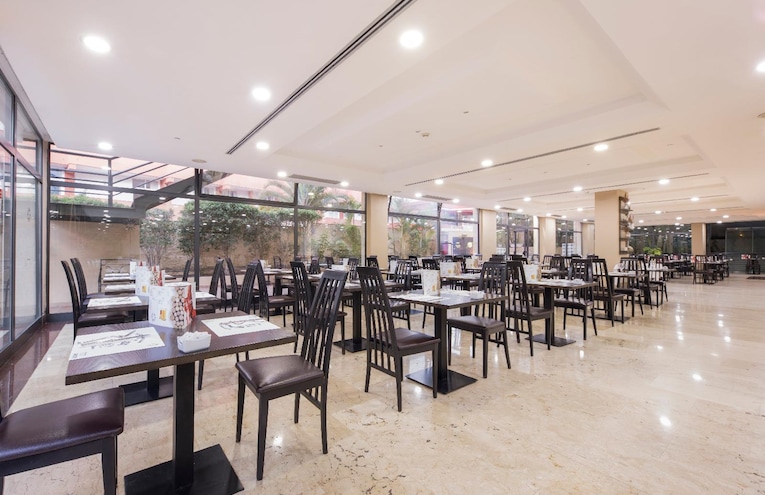 Restaurants - 6
