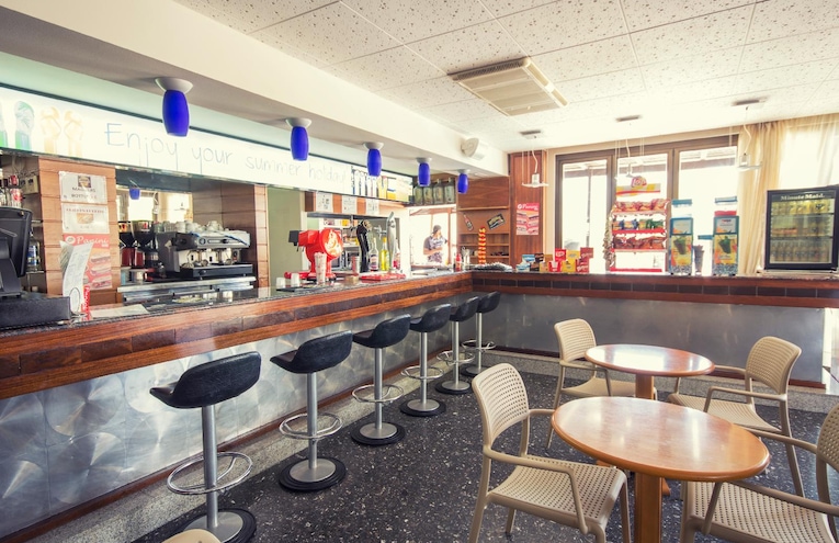 Restaurants - 5