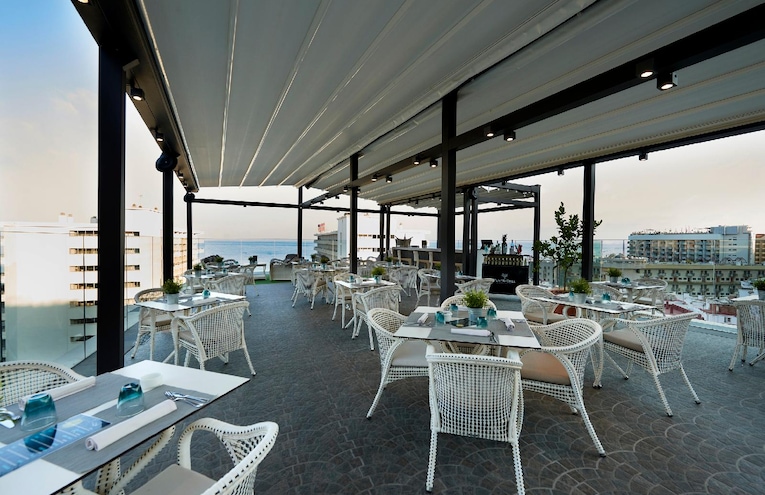 Restaurants - 4