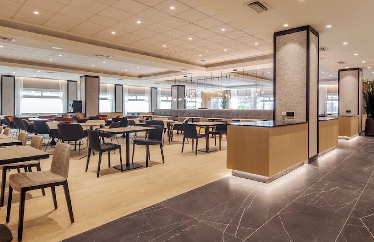 Restaurants - 4