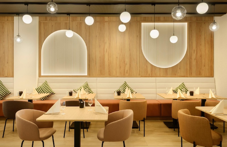 Restaurants - 4