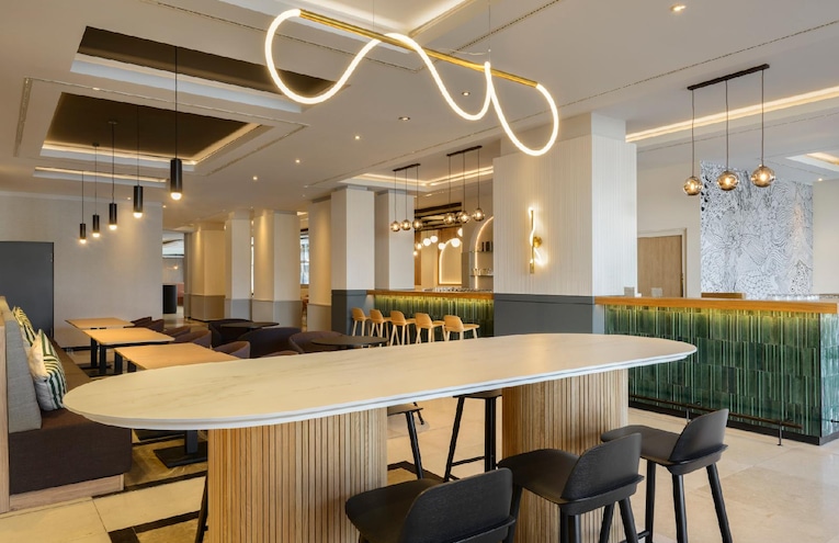 Restaurants - 10
