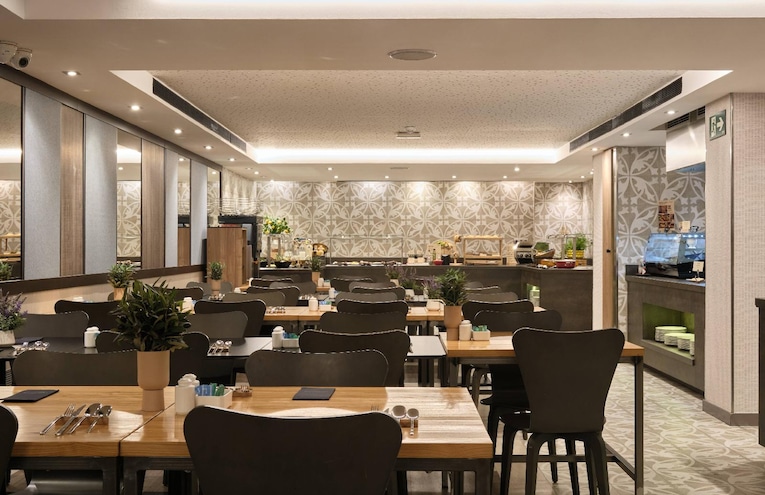 Restaurants - 3