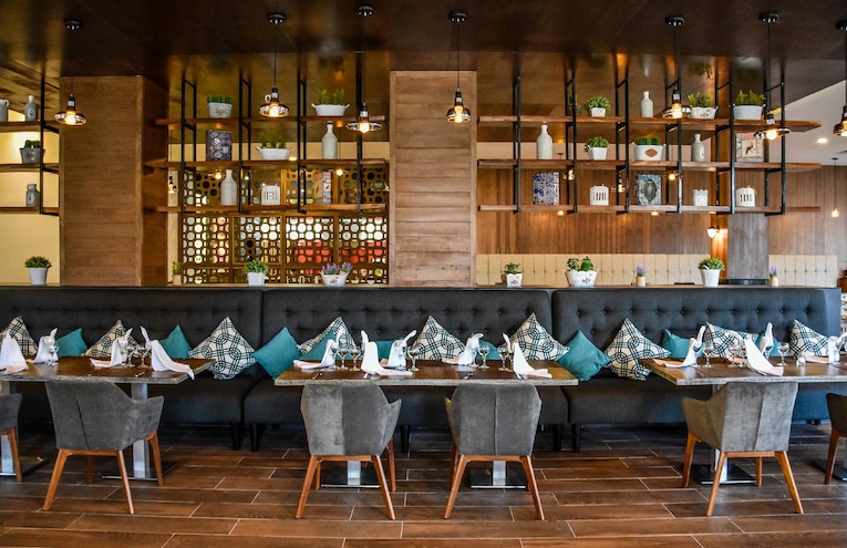 Restaurants - 6