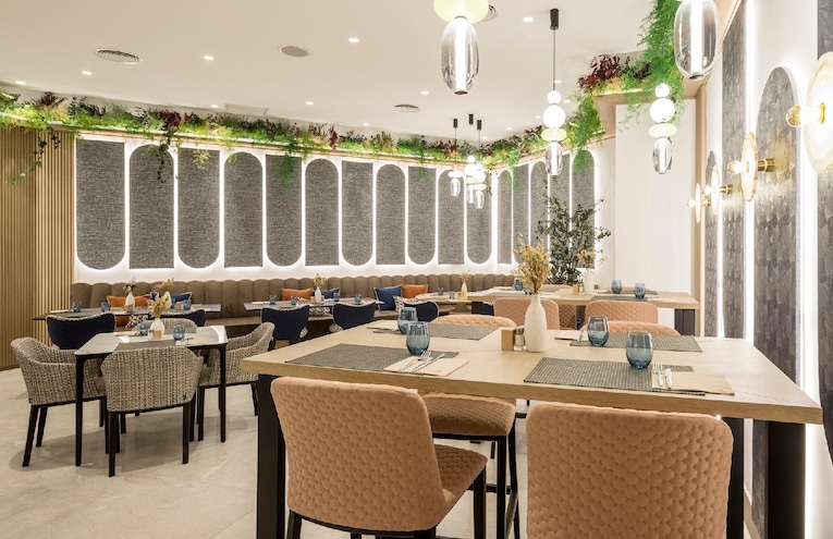 Restaurants - 3