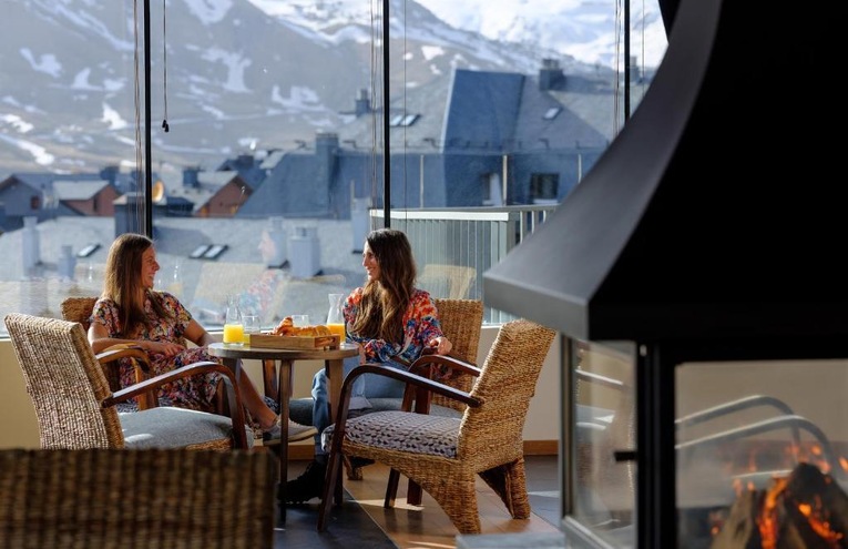 Restaurants - 6