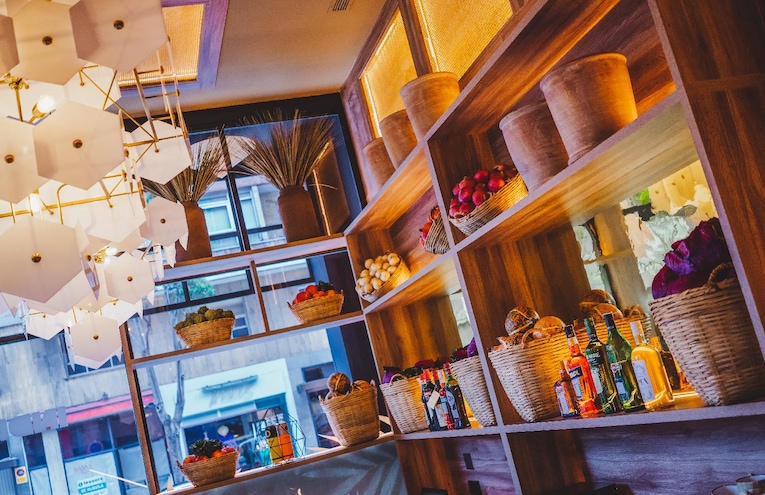 Restaurants - 19
