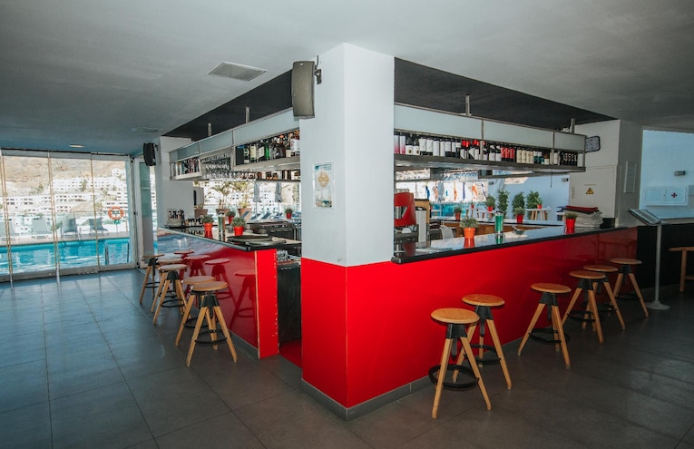 Restaurants - 4
