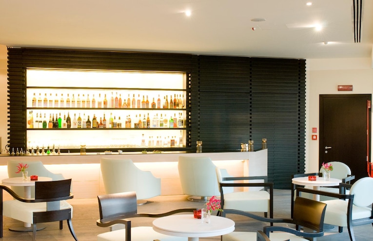 Restaurants - 7