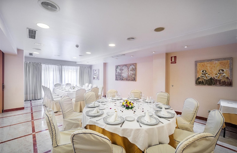 Restaurants - 3