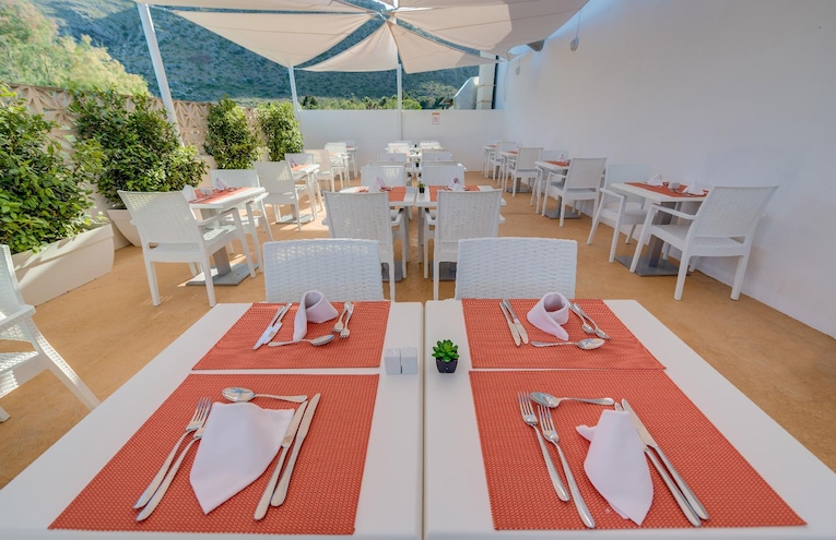 Restaurants - 1
