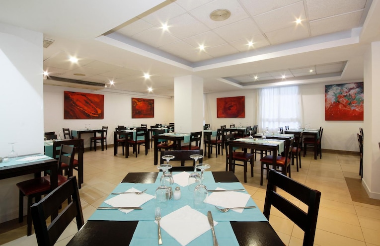 Restaurants - 9