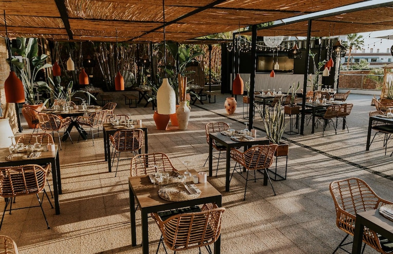 Restaurants - 8