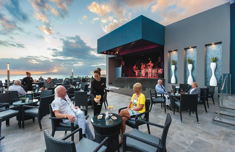 Restaurants - 7