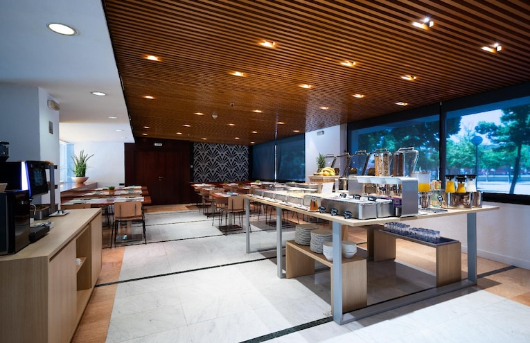 Restaurants - 10