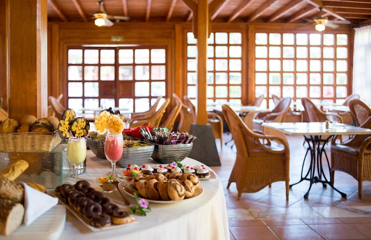 Restaurants - 4