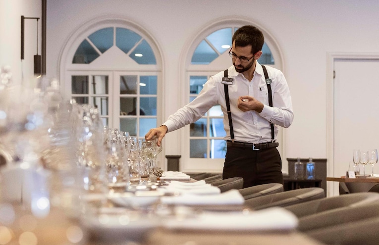 Restaurants - 6