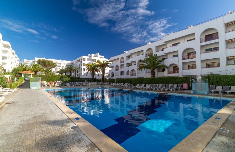 Piscines - 1