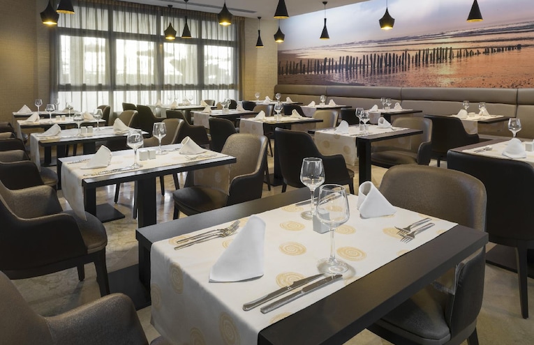 Restaurants - 7