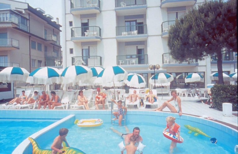 Piscines - 1