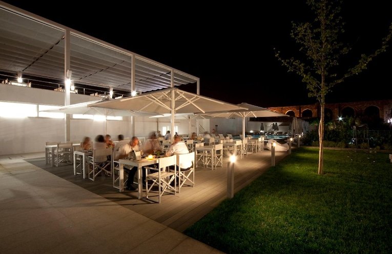 Restaurants - 1