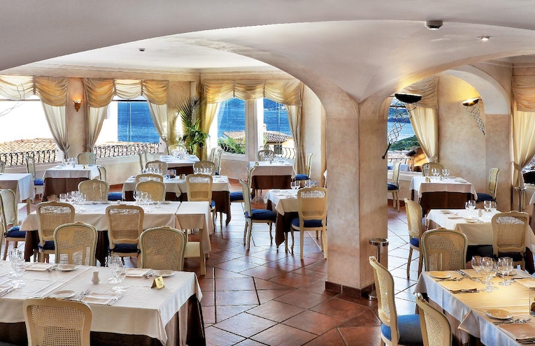 Restaurants - 4