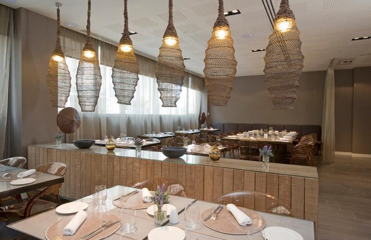 Restaurants - 8