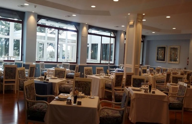 Restaurants - 1