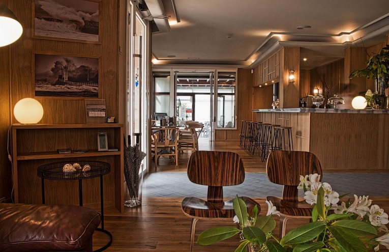 Restaurants - 1