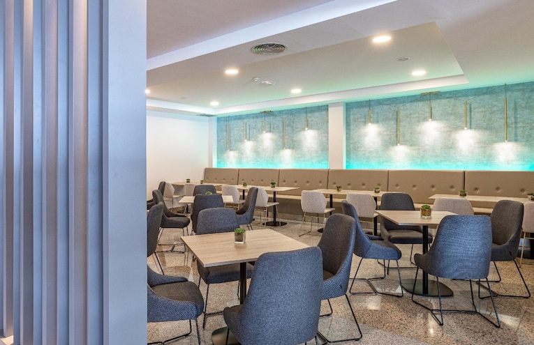 Restaurants - 4