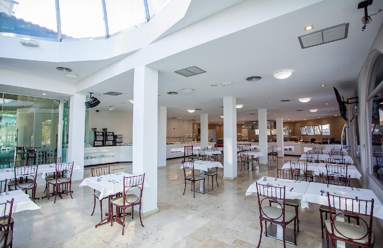 Restaurants - 9