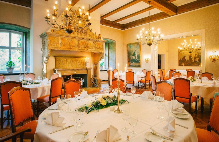 Restaurants - 1