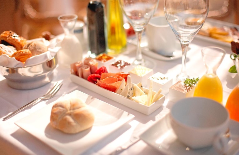 Restaurants - 6