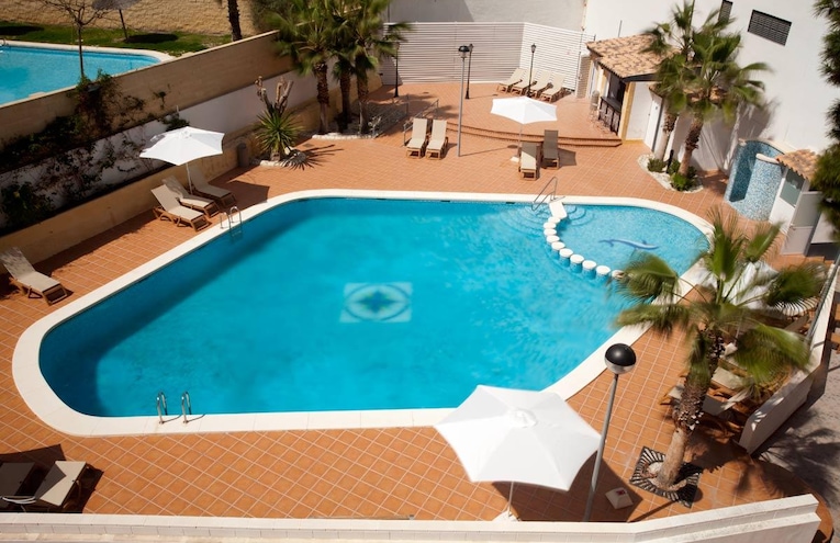 Piscines - 1