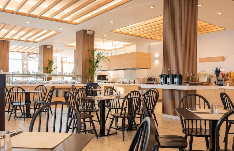 Restaurants - 4
