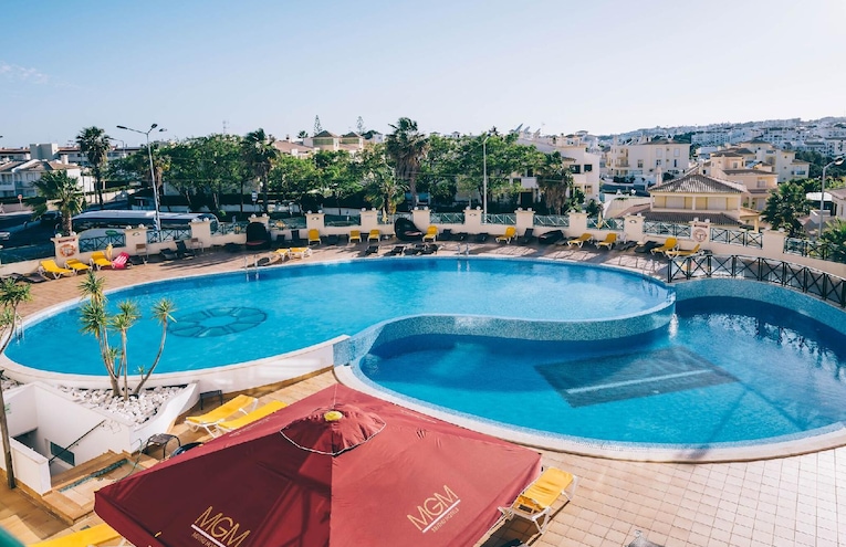 Piscines - 1