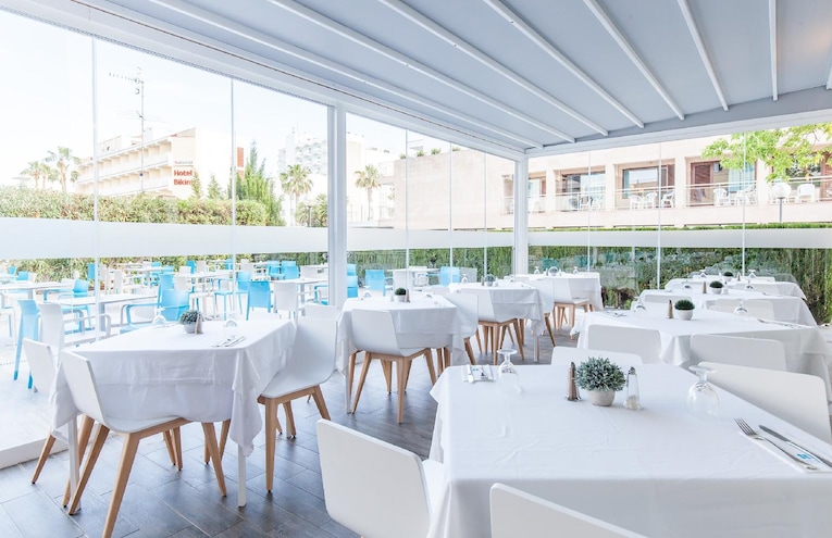 Restaurants - 4