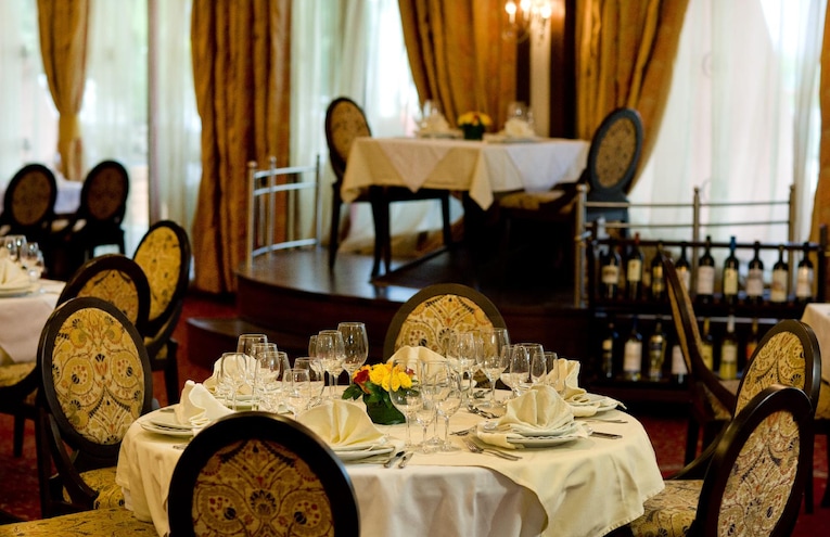 Restaurants - 1