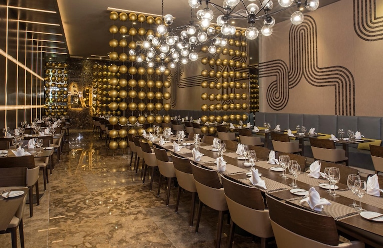 Restaurants - 8