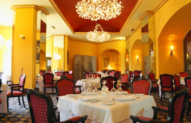 Restaurants - 1
