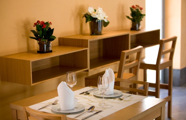 Restaurants - 3