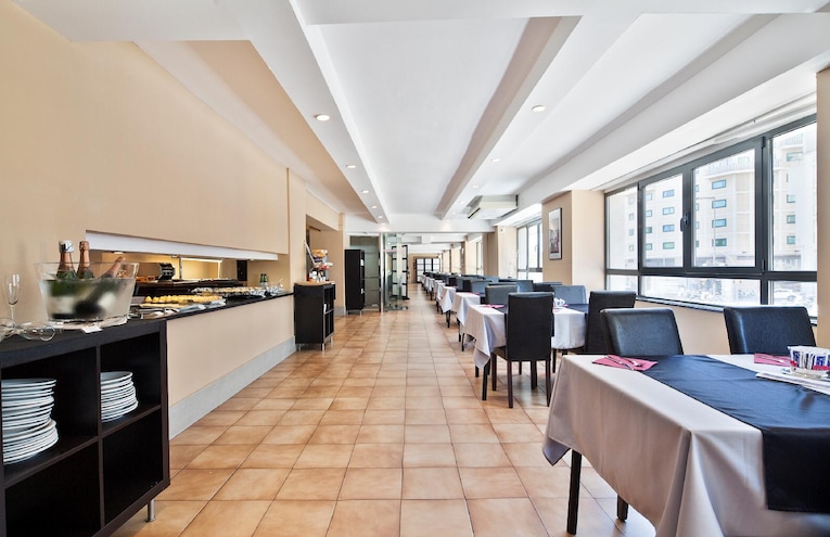 Restaurants - 4